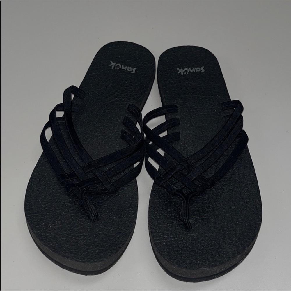 Sanuk Women's Black Multi-Strap Foam Sandals